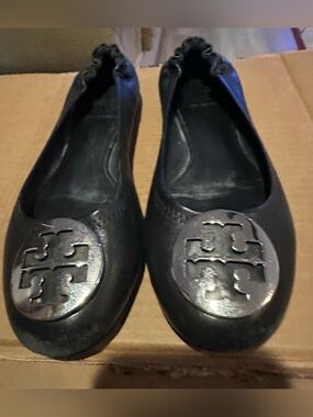 Tory Burch Black Leather Logo Ballet Flats